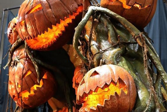 🎃2025 Halloween Giant Pumpkin Monster and Child